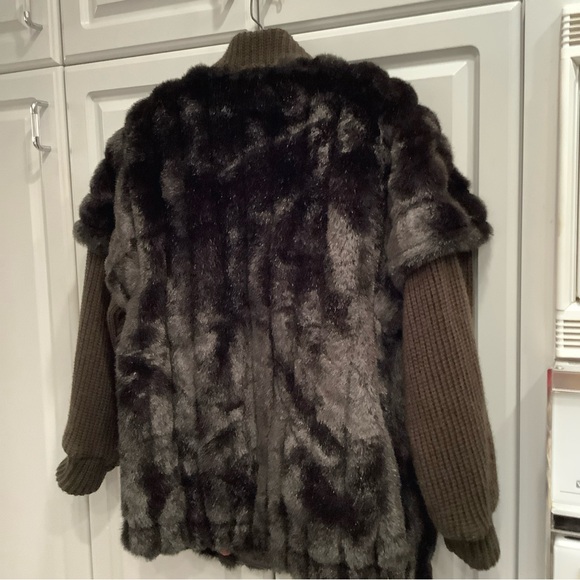 VTG Jordache Brown Faux Fur Full Zip Jacket Knit Sleeve Mock Collar Sz 10/12 - Picture 3 of 15